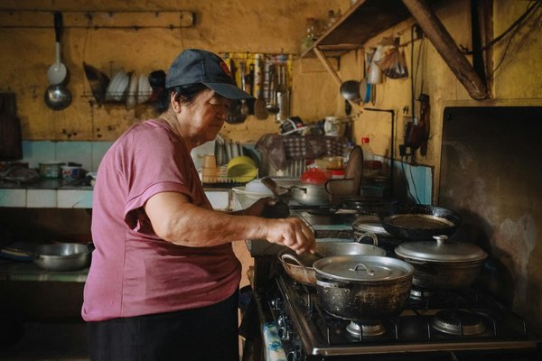 Comment transformer votre table en un espace chic et accueillant