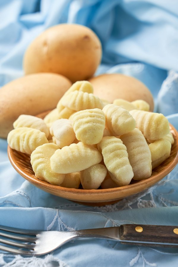 Maîtrisez l'art des gnocchis de polenta avec une irrésistible sauce tomate maison : une recette inoubliable !